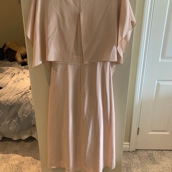 Light flowy pink bcbg dress - Picture 3 of 3
